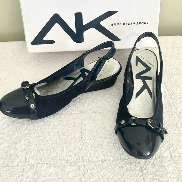 Anne Klein Slingback Wedge Shoes Navy Blue Glossy Toe Cap Comfort Davy size 8 - Picture 1 of 13